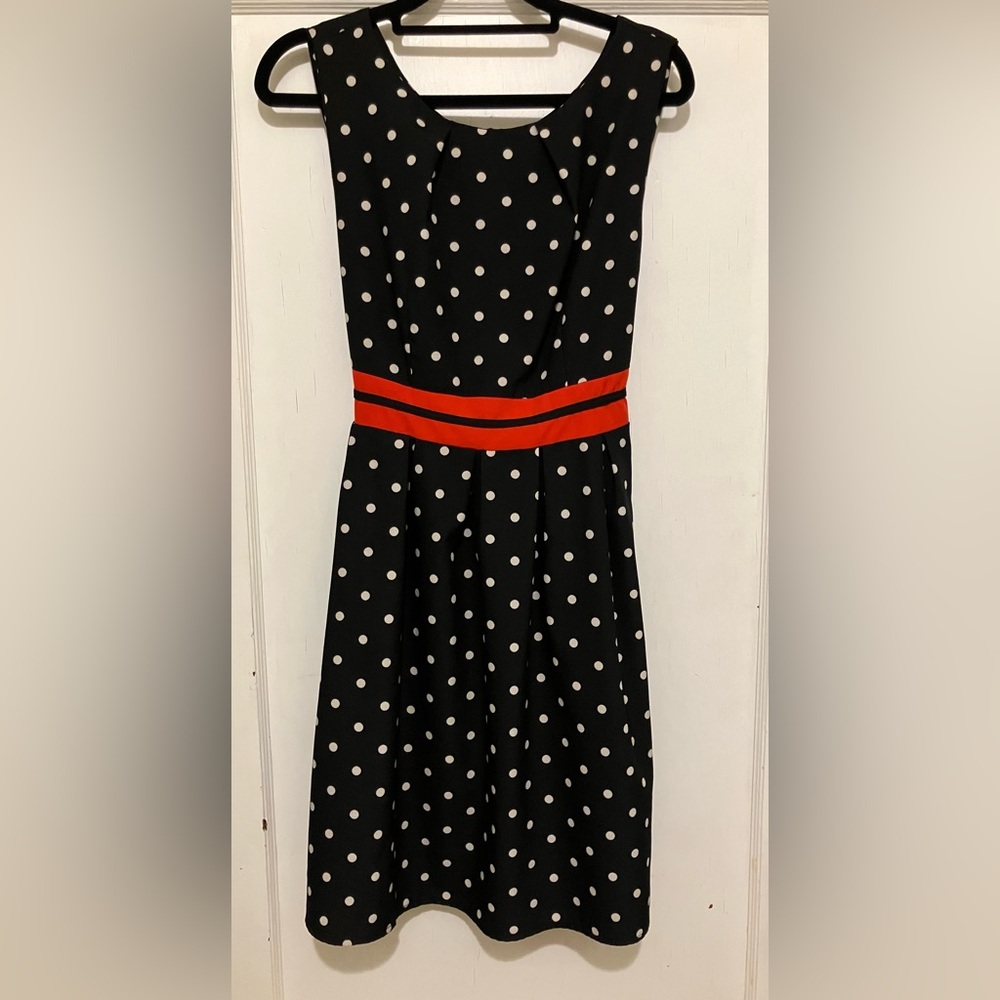 Polka Dot Sleeveless Dress with Red Waistband